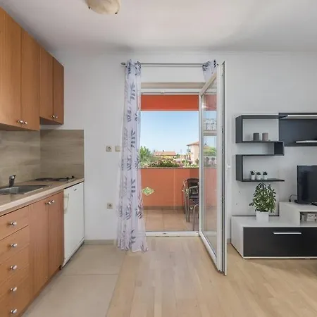 Danica Guest house 3*